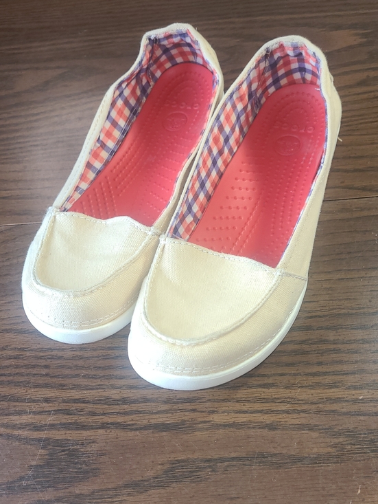 CROCS Shoes - CROCS Melbourne II Short Vamp Flats Loafers Slip-on Shoes Size W 9 Tan Beige